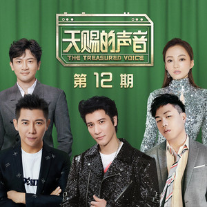 掀起衣服含着奶头揉捏视频
